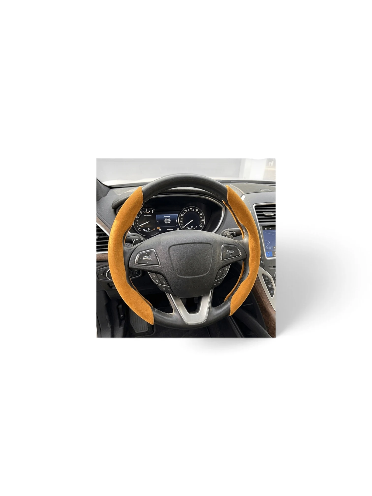 CARMAX HUSA VOLAN AUTO 2BUC ALCANTARA MARO